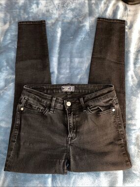 Abercrombie & Fitch Women's Black Skinny Jeans